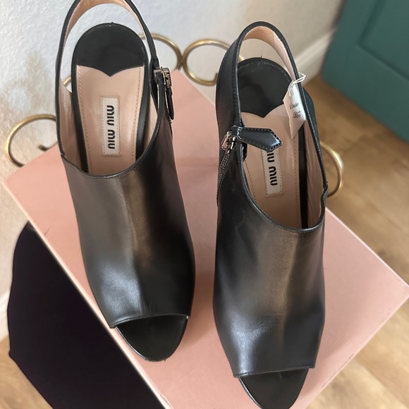 Miu Miu size 39.5 heels - Picture 2 of 5